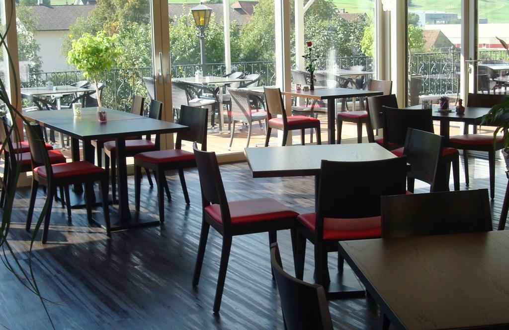 Hotel Gasthof Kreuz Welschenrohr Eksteriør billede